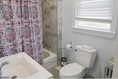 1239 Victor Ave, Union Township, NJ 07083 - Photo 13