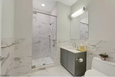 3 Somerset Ln-Glass House #109, Edgewater, NJ 07020 - Photo 15