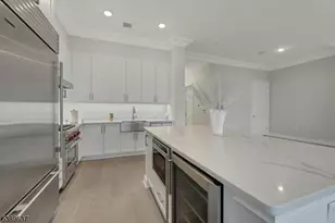 3 Somerset Ln-Glass House, Edgewater, NJ 07020 - Photo 13