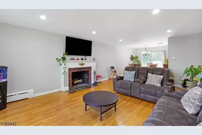 202 Mount Horeb Rd, Warren Township, NJ 07059 - Photo 5