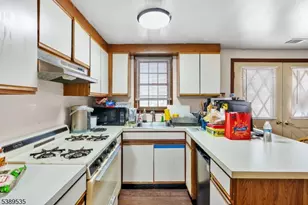 24 Conerly Rd, Franklin Township, NJ 08873 - Photo 37