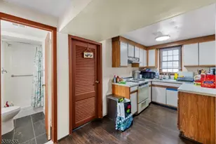 24 Conerly Rd, Franklin Township, NJ 08873 - Photo 39