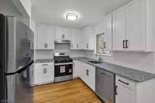 24 Conerly Rd, Franklin Township, NJ 08873 - Photo 15