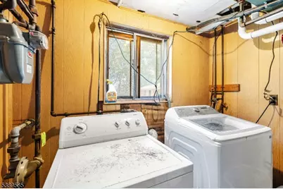 24 Conerly Rd, Franklin Township, NJ 08873 - Photo 15