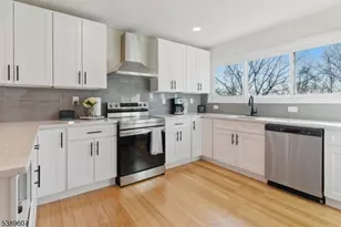 21 Skyview Rd, Ringwood, NJ 07456 - Photo 5