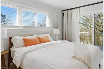 21 Skyview Rd, Ringwood, NJ 07456 - Photo 15