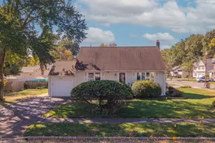 121 Edgewood Ave, Springfield, NJ 07081 - Photo 1