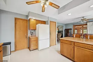 8 Mendham Ave, Morris Township, NJ 07960 - Photo 13