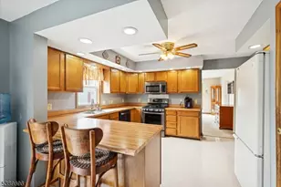 8 Mendham Ave, Morris Township, NJ 07960 - Photo 11