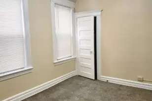28 Rhode Island Ave, East Orange, NJ 07018 - Photo 5