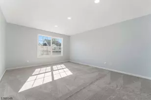 901 Fox Hill Pl, Holland Township, NJ 08848 - Photo 17