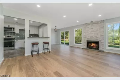 901 Fox Hill Place, Holland Township, NJ 08848 - Photo 3