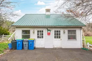 570 Mine Brk Rd, Bernardsville, NJ 07924 - Photo 31