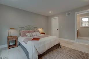 81 Mission St, Montclair, NJ 07042 - Photo 7