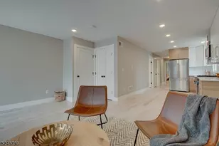 81 Mission St, Montclair, NJ 07042 - Photo 5