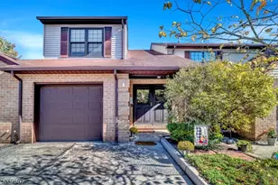 9 Daniel Ct, Lebanon, NJ 08833 - Photo 1