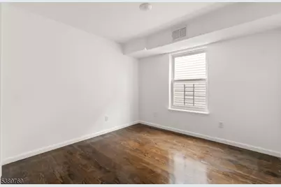 496 S 18th St, Newark, NJ 07103 - Photo 11