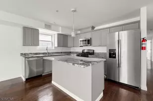 496 S 18th St, Newark, NJ 07103 - Photo 7