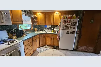 303 Muriel Avenue, North Plainfield, NJ 07060 - Photo 3