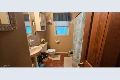 303 Muriel Avenue, North Plainfield, NJ 07060 - Photo 9