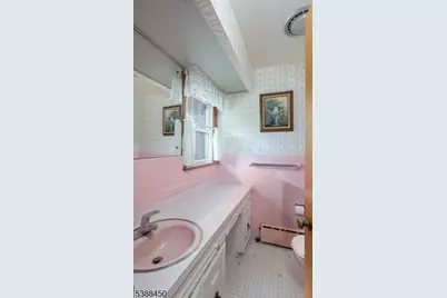 9 Renda Pl, Green Brook Township, NJ 08812 - Photo 17