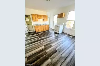 12 Hopper St, Paterson, NJ 07522 - Photo 3