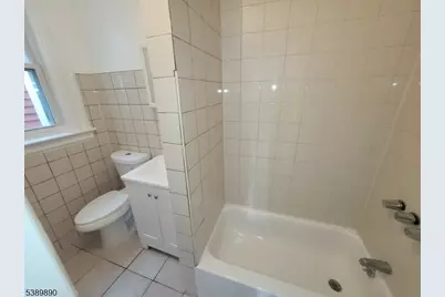 109 Inslee Pl, Elizabeth, NJ 07206 - Photo 9