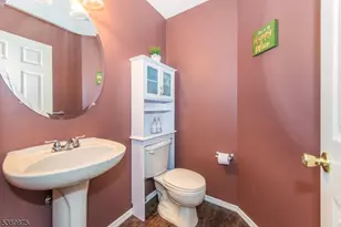 246 Ridge Dr, Pompton Lakes, NJ 07442 - Photo 19