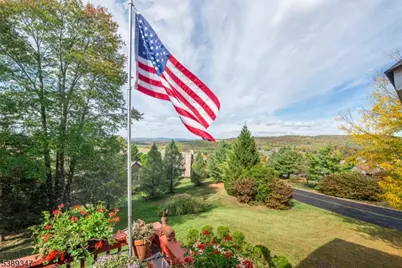 2 Witherwood Dr, Hardyston Township, NJ 07419 - Photo 3