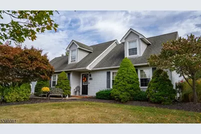 27 Londonderry Dr, Raritan Township, NJ 08822 - Photo 1