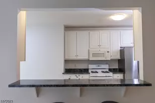 1111 Clinton Ln, Rockaway Township, NJ 07866 - Photo 5