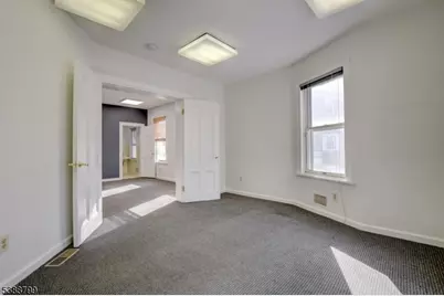 92 Church St 1st Fl, Montclair, NJ 07042 - Photo 11