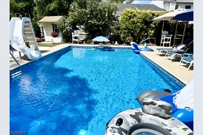 902 10th St, Union Beach, NJ 07735 - Photo 3