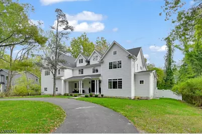 466 White Oak Ridge Rd, Millburn, NJ 07078 - Photo 1