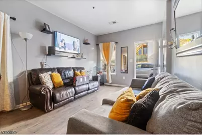 122A Remsen Ave #A, New Brunswick, NJ 08901 - Photo 5