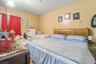 122A Remsen Ave, New Brunswick, NJ 08901 - Photo 15