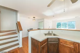 17 Livingston Rd, Morris Township, NJ 07960 - Photo 11