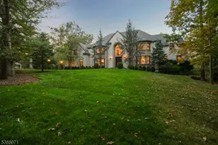 40 High Oaks Dr, Watchung, NJ 07069 - Photo 1