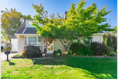 8 Lynn Blvd, Hazlet Township, NJ 07730 - Photo 1