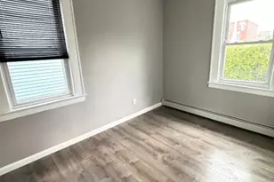 1041 Hunterdon St, Newark, NJ 07112 - Photo 15