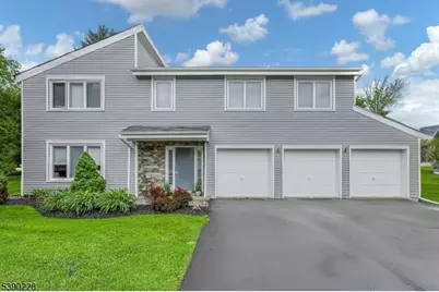 19 Holyoke Rd, Wayne, NJ 07470 - Photo 1