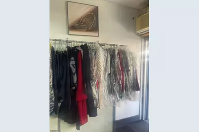 42 Branford Pl, Newark, NJ 07102 - Photo 3