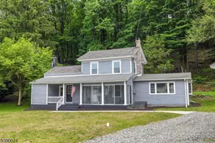 18 Ann St, Knowlton Township, NJ 07832 - Photo 3