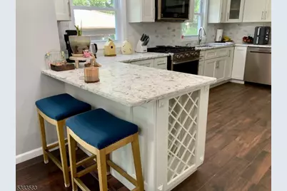 26 Winthrop Rd, Franklin Township, NJ 08873 - Photo 7