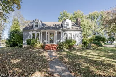 11 Scranton Pkwy, Oxford Township, NJ 07863 - Photo 1