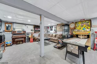 305 Wykertown Rd, Frankford Township, NJ 07461 - Photo 19