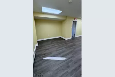 43 Washington St, West Orange Township, NJ 07052 - Photo 9