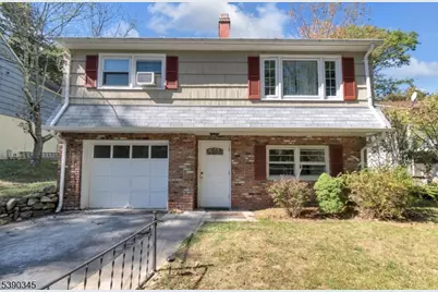 35 Smokey Ridge Rd, Ringwood, NJ 07456 - Photo 1