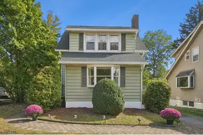 31 Martin Rd, Verona, NJ 07044 - Photo 1