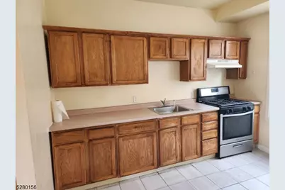 283 Lehigh Ave, Newark, NJ 07112 - Photo 5